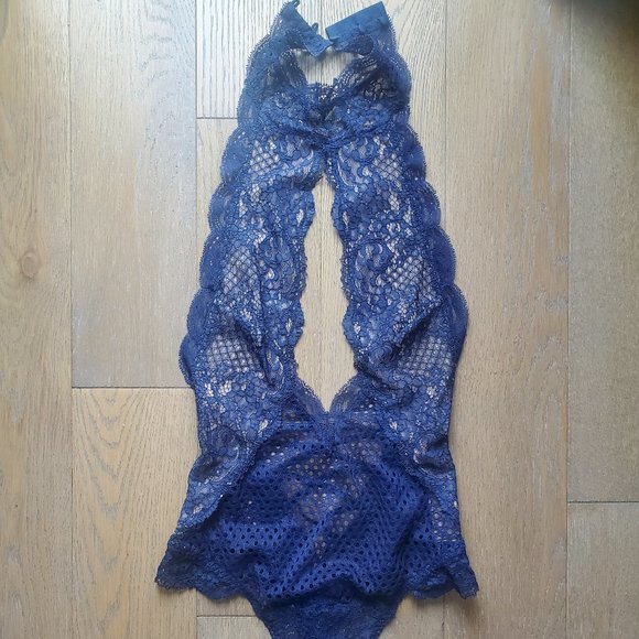 Lingerie One Piece Navy High Neck Keyhole Bodysuit Victoria's Secret - Picture 1 of 4